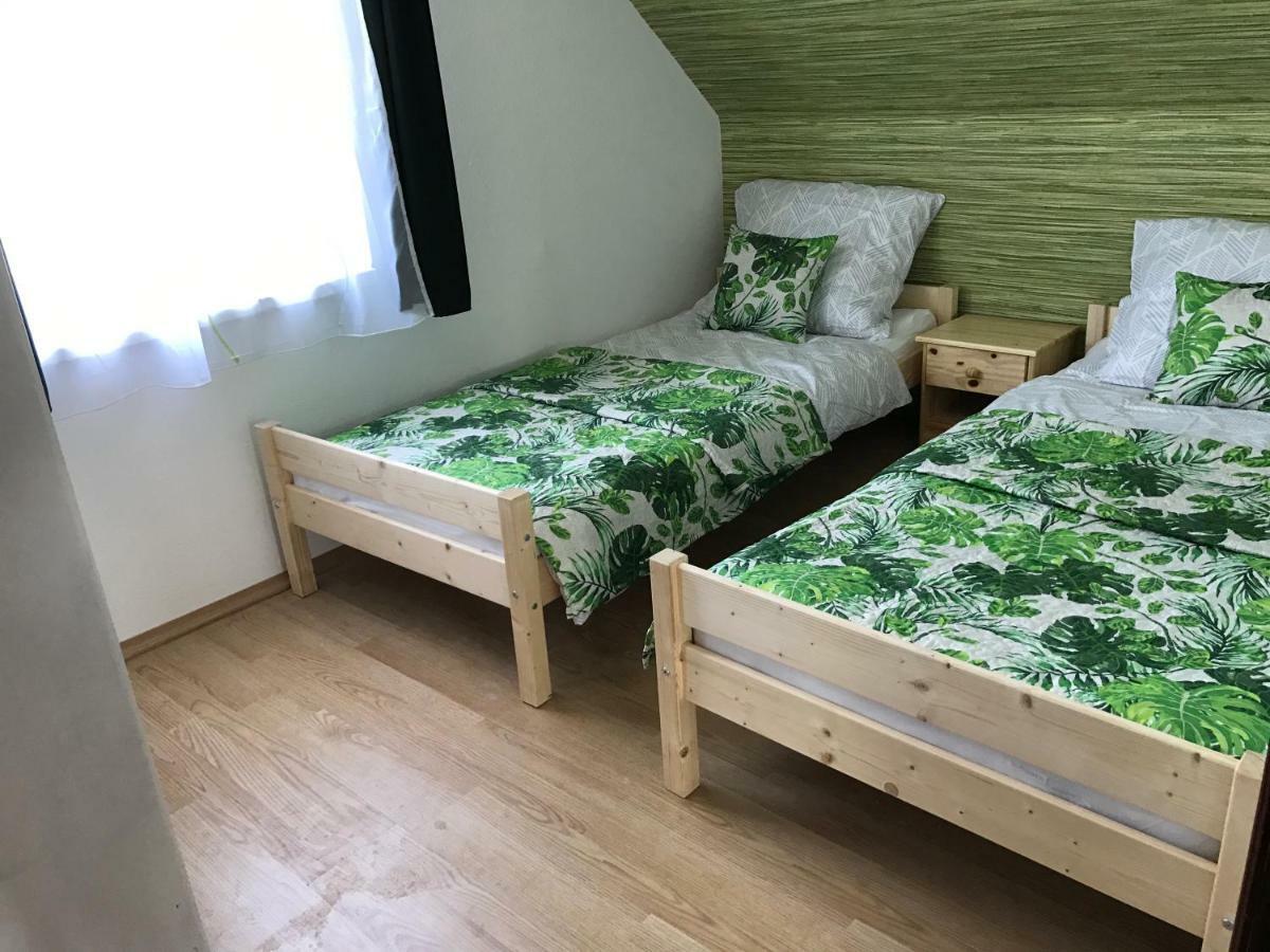 Rozsavoelgy Apartman Балатонлеле Екстериор снимка